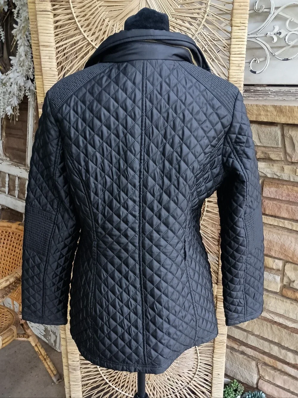 Michael Kors Black Quilted Puffer Jacket with Gold Hardware_M